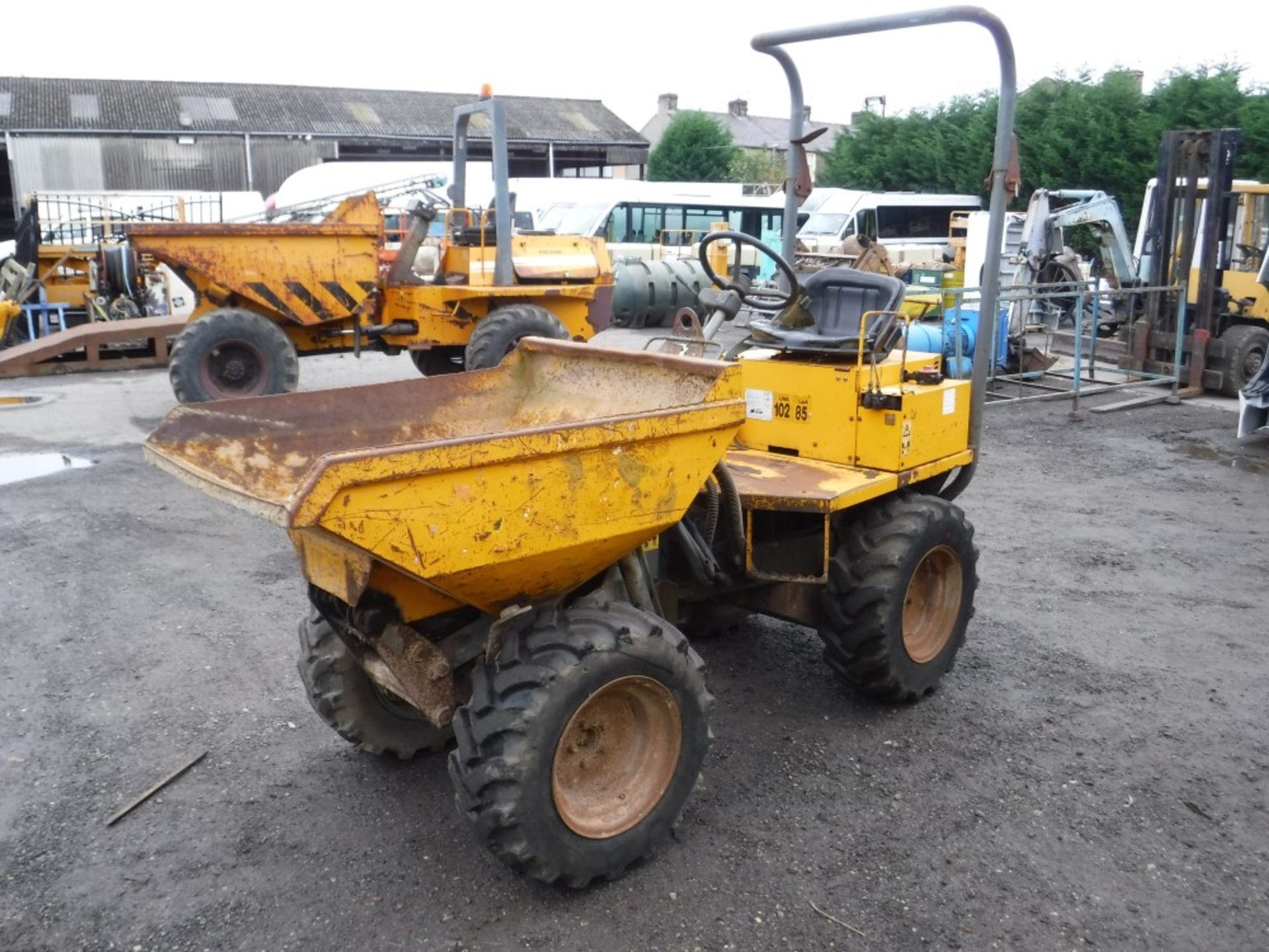 2000 LIFTON 4 X 4 HIGH TIP DUMPER, 1191 HOURS [+ VAT] - Image 2 of 6