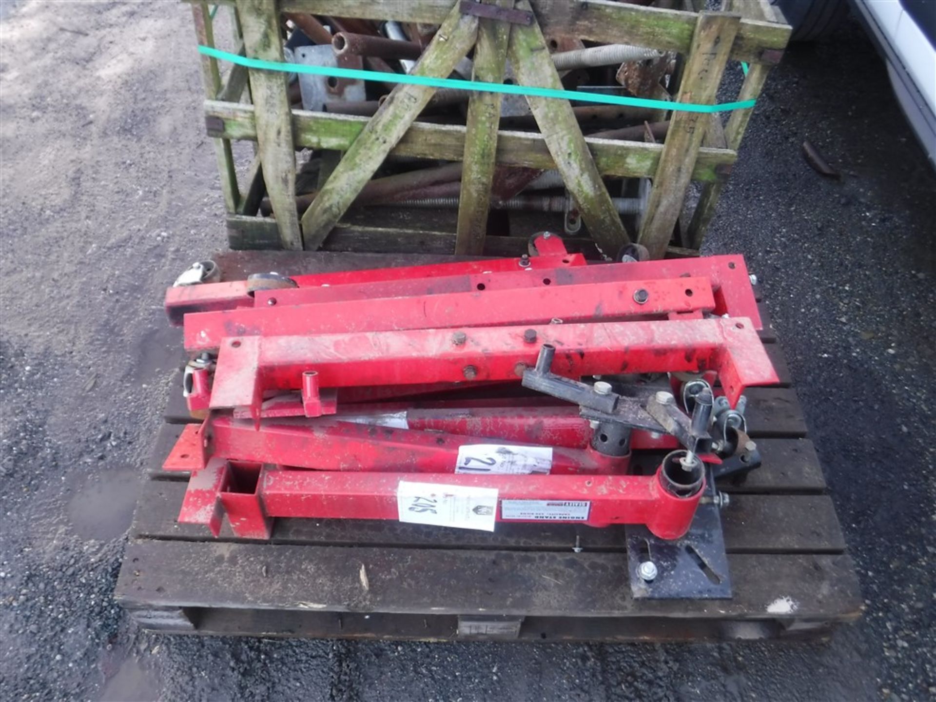 ENGINE CRANE HOLDERS [NO VAT]