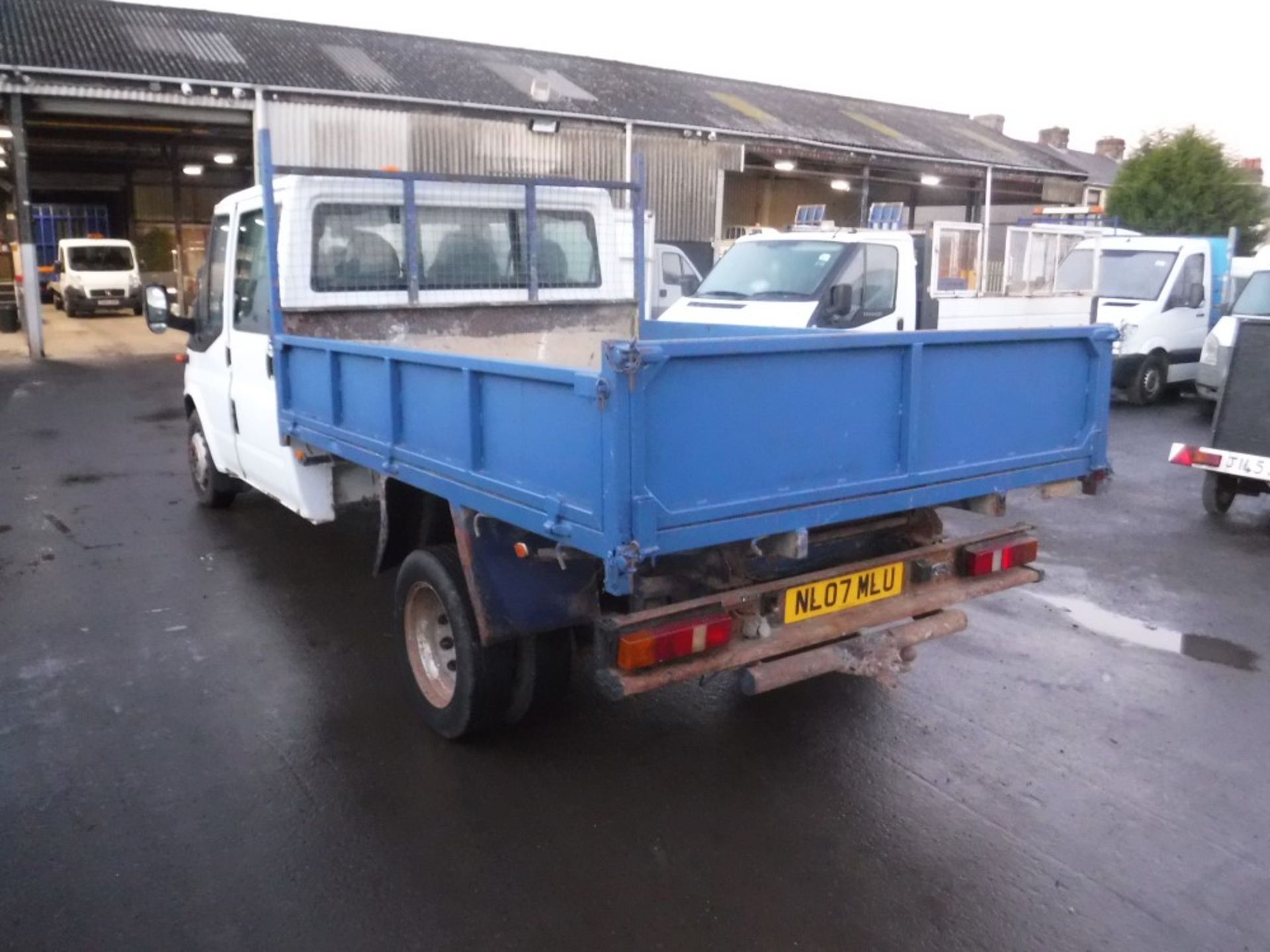 07 reg FORD TRANSIT 100 T350 D/C RWD TIPPER, 1ST REG 04/07, TEST 05/19, 139166M WARRANTED, V5 - Image 3 of 5