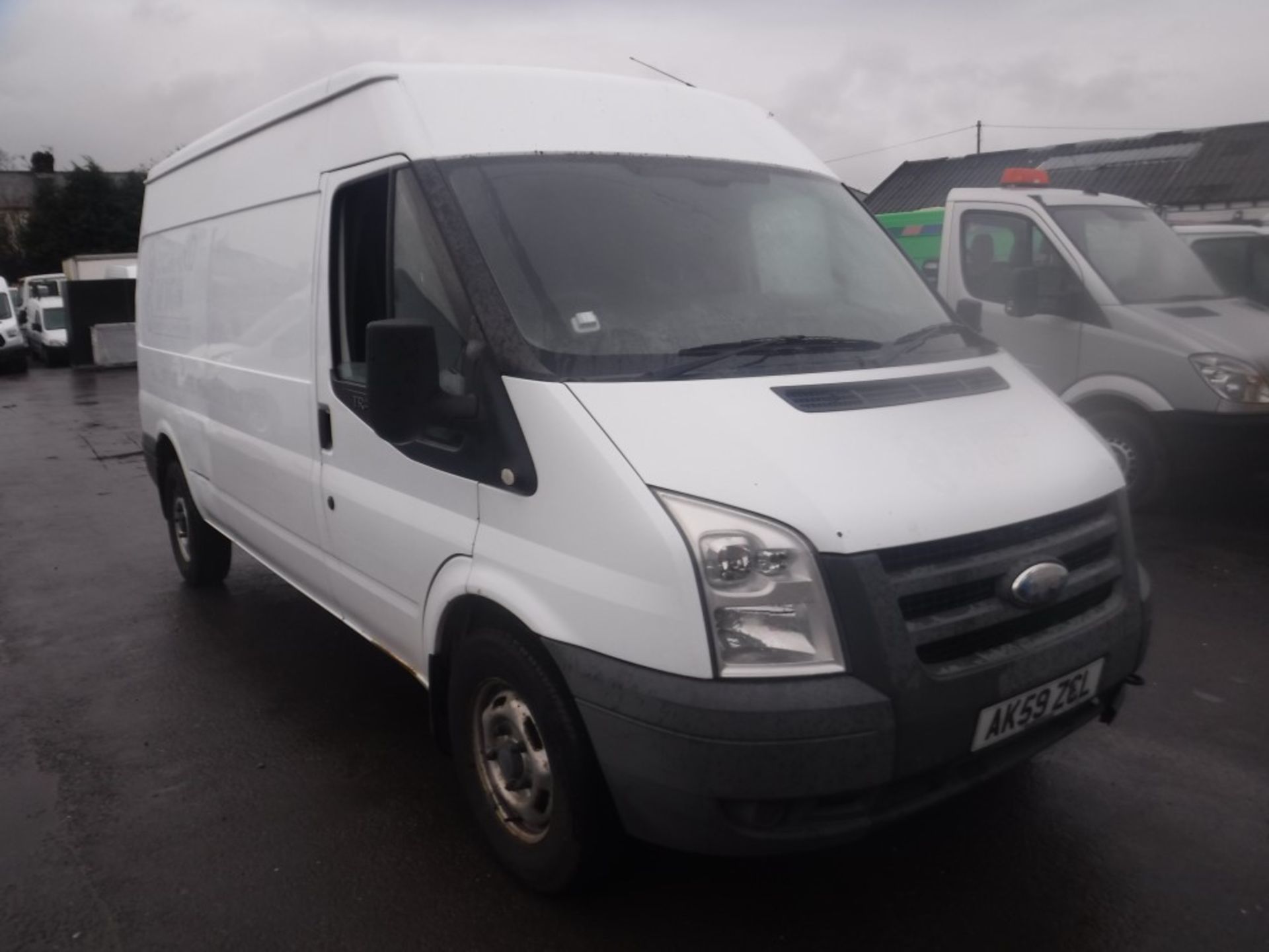 59 reg FORD TRANSIT 115 T350L RWD, 1ST REG 09/09, TEST 11/19, 106760M WARRANTED, V5 HERE, 1 FORMER