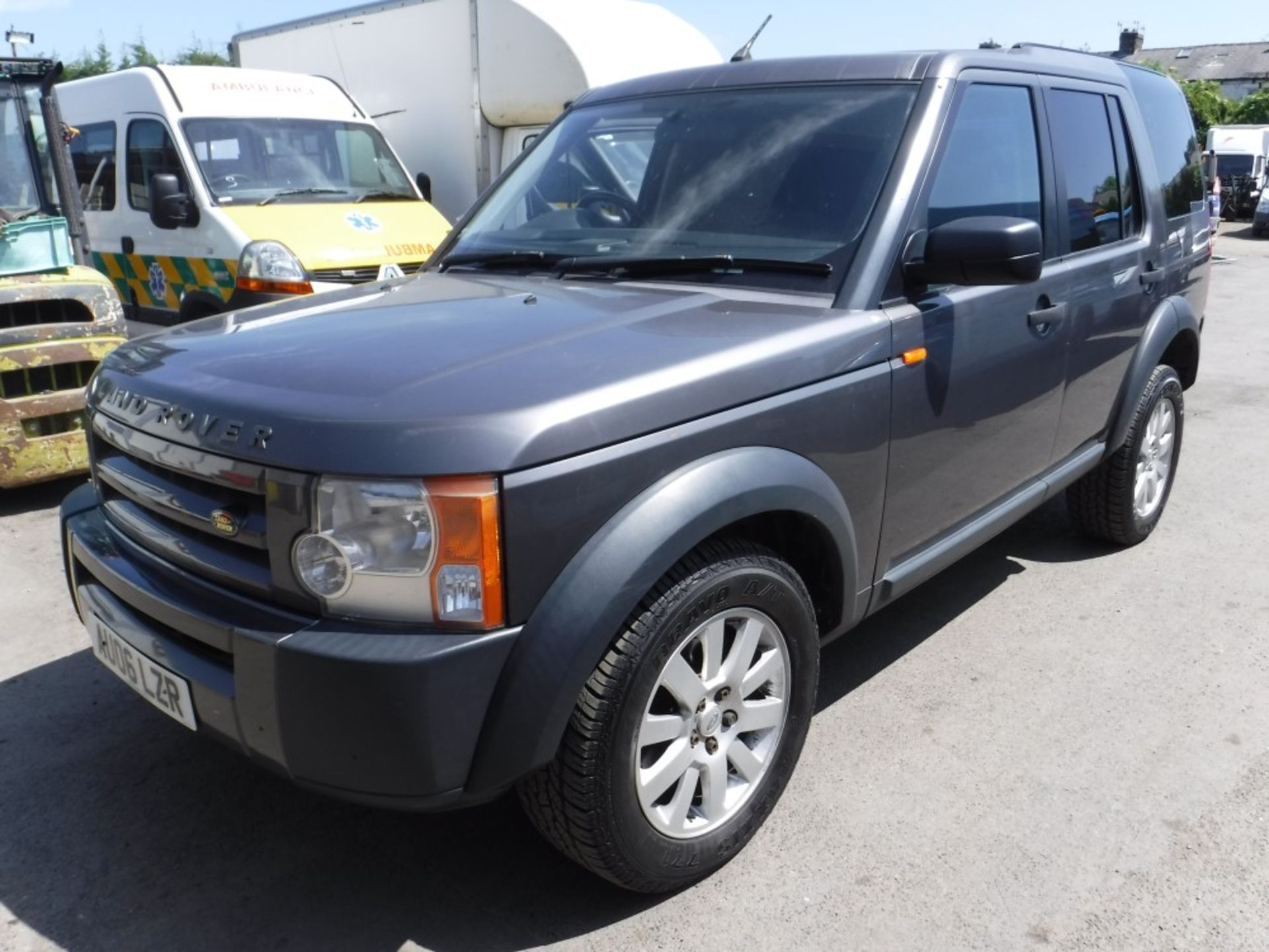 06 reg LAND ROVER DISCOVERY 3 TDV6, 1ST REG 04/06, TEST 03/19, 260458KM WARRANTED, V5 HERE, 5 FORMER - Bild 2 aus 5