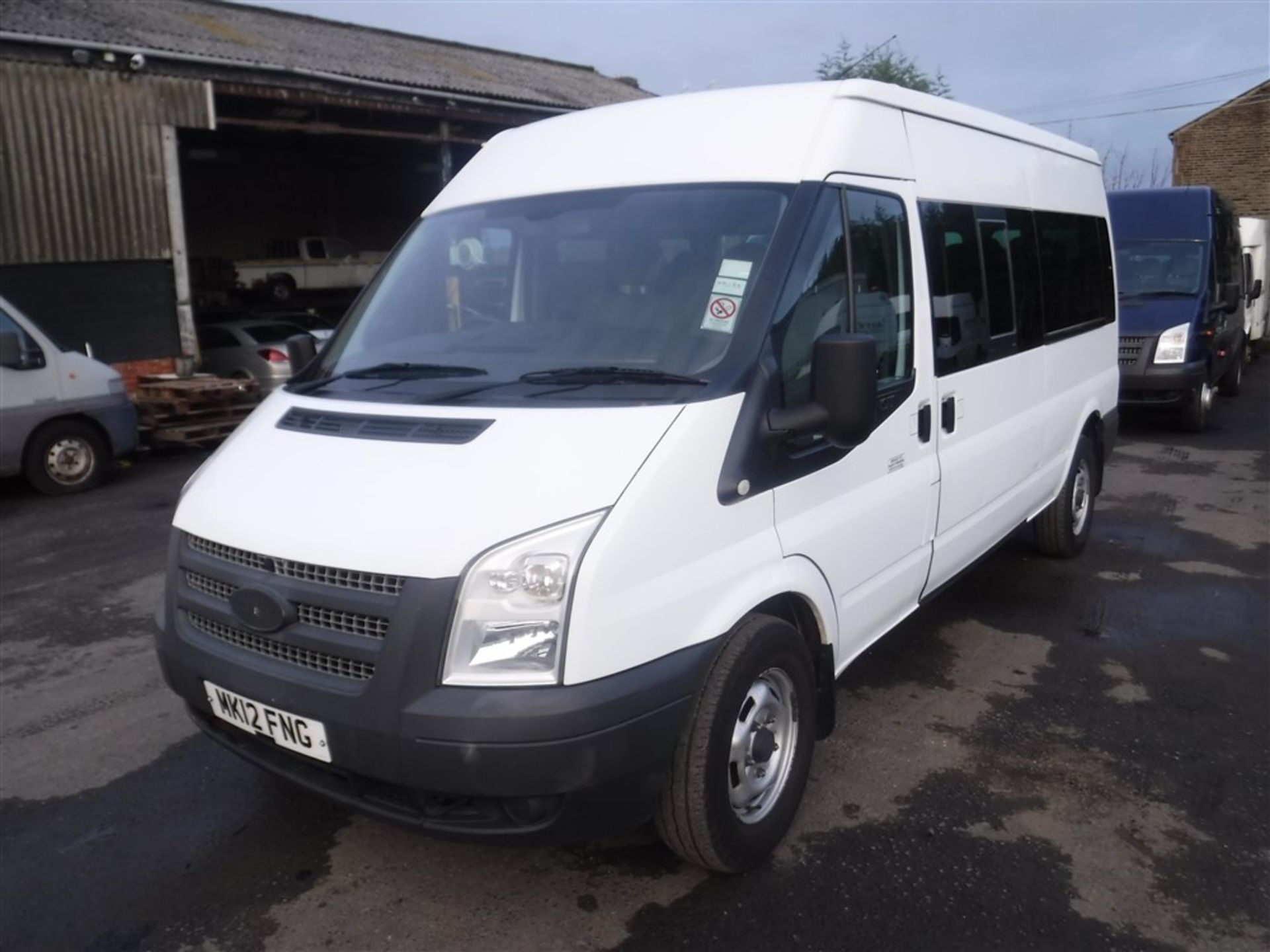 12 reg FORD TRANSIT 135 T350 RWD MINIBUS, 1ST REG 04/12, TEST 04/19, 132407M WARRANTED, V5 HERE, 1 - Bild 2 aus 6