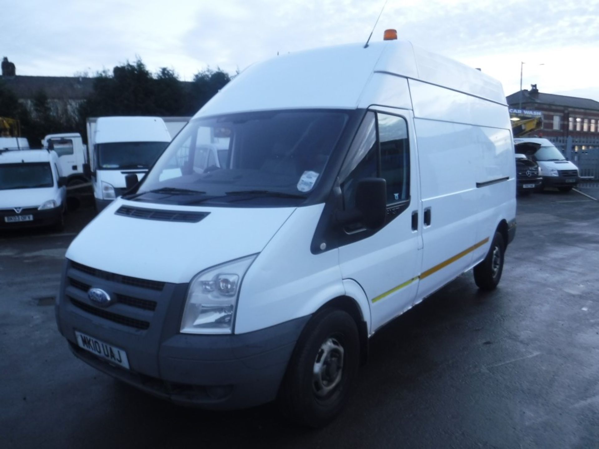 10 reg FORD TRANSIT 115 T350L RWD, 1ST REG 07/10, 127622M WARRANTED, V5 HERE, 1 OWNER FROM NEW [NO - Image 2 of 5