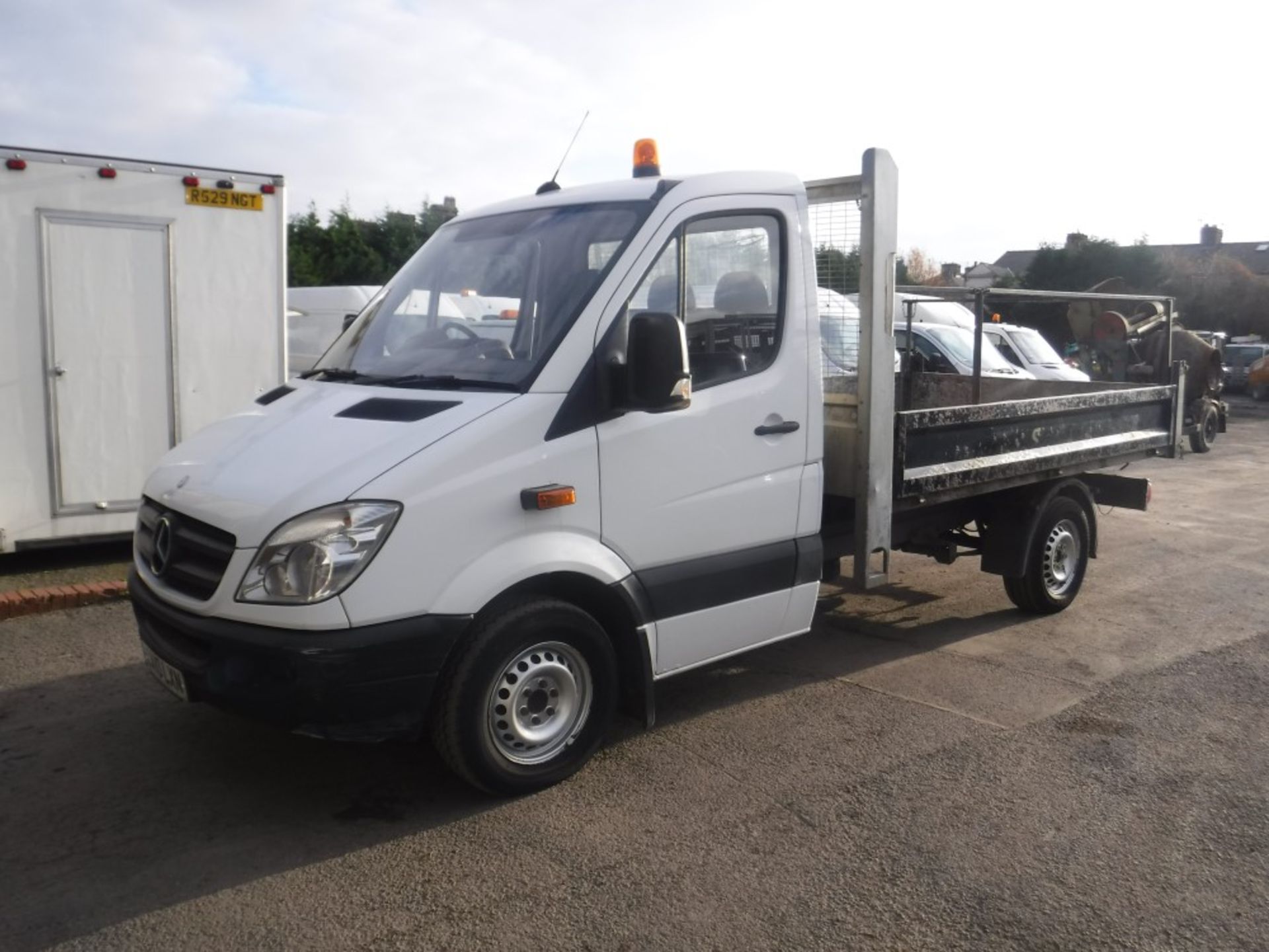 10 reg MERCEDES SPRINTER 313 CDI TIPPER, 1ST REG 06/10, TEST 03/19, 186347M, V5 HERE, 1 FORMER - Bild 2 aus 5