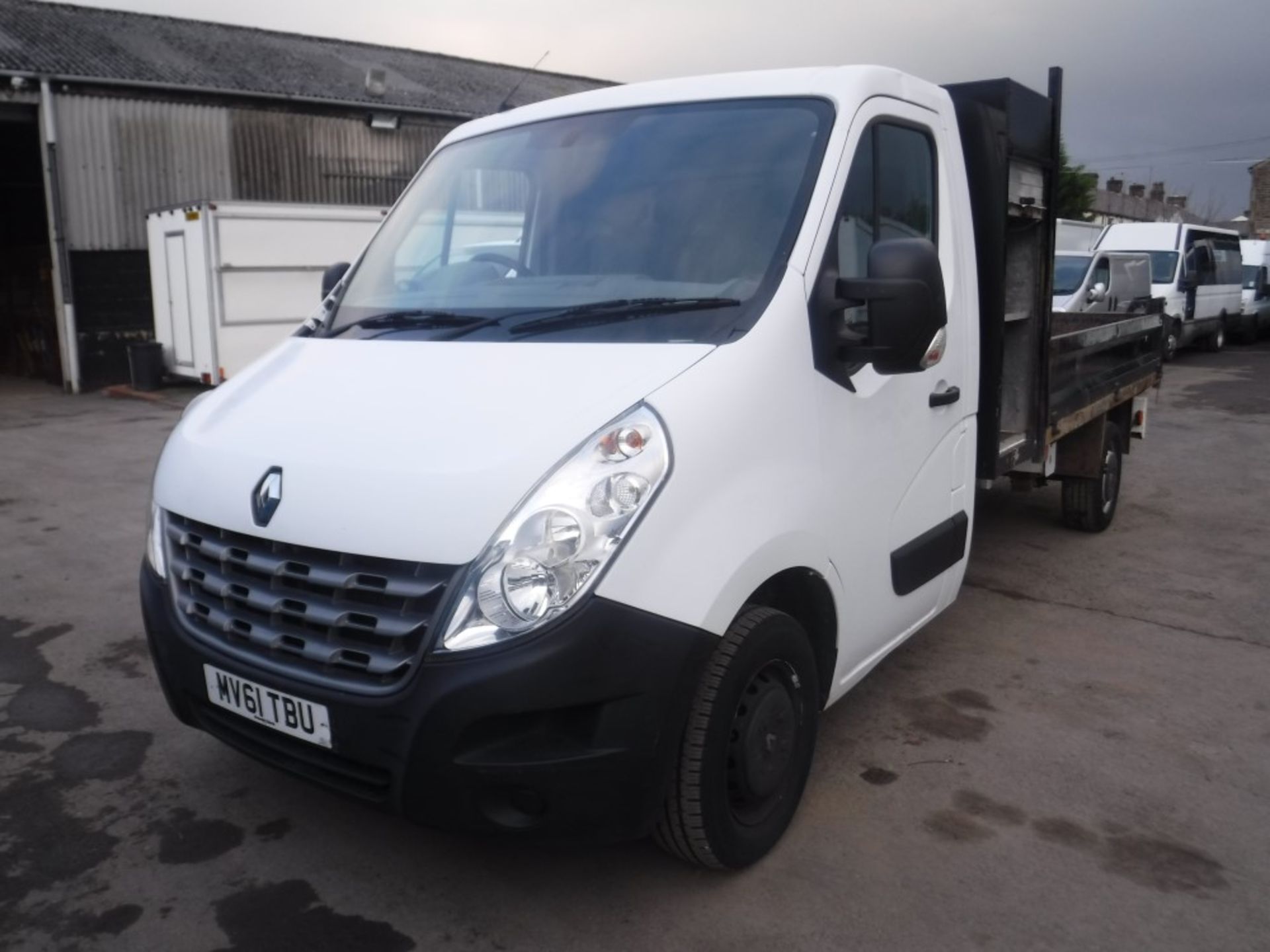 61 reg RENAULT MASTER LL35 DCI 100 TIPPER, 1ST REG 10/11, TEST 11/19, 56761M WARRANTED, V5 HERE, 1 - Image 2 of 5