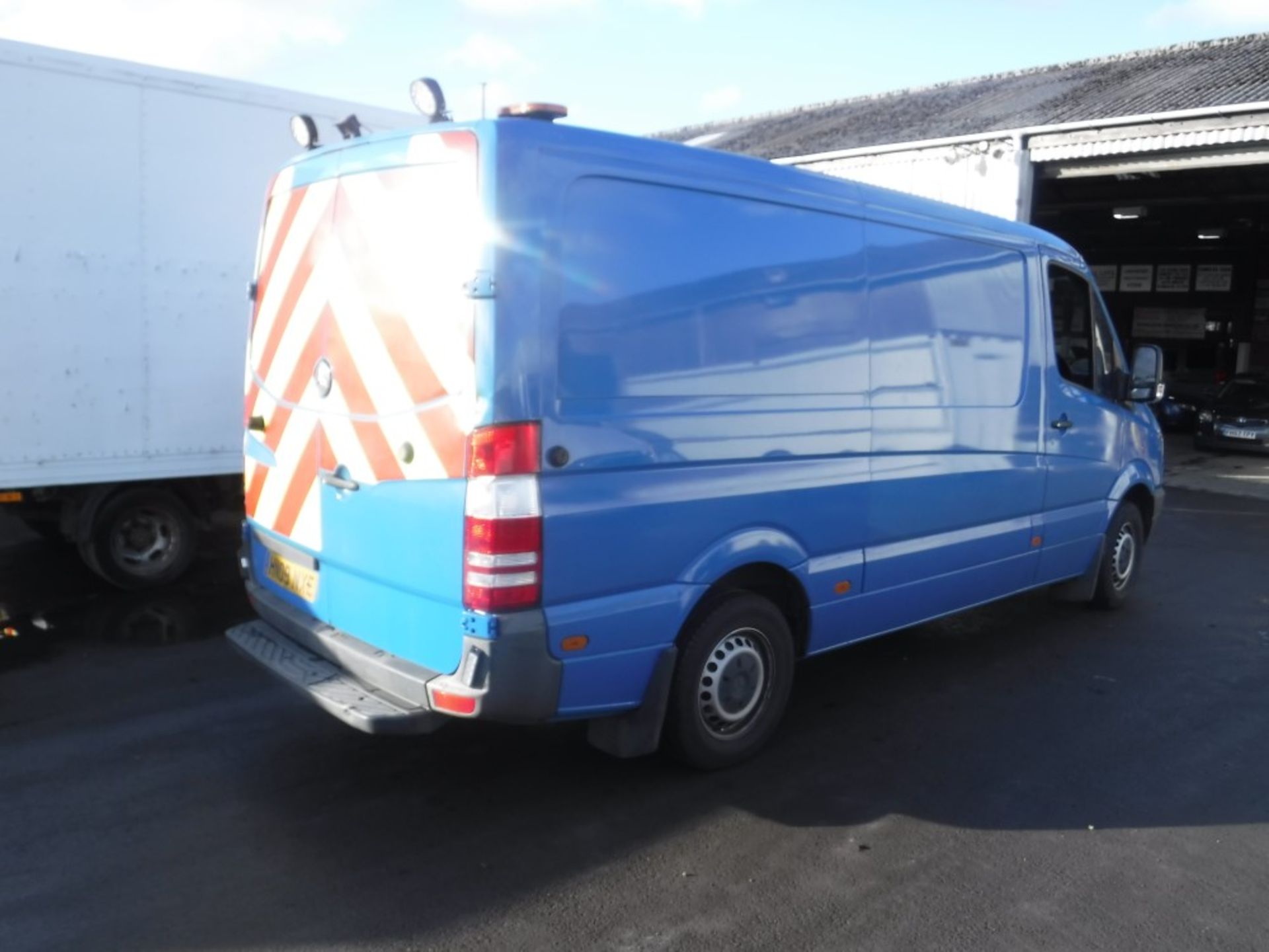 09 reg MERCEDES SPRINTER 313 CDI MWB JETTING UNIT, 1ST REG 06/09, TEST 05/19, 174732M, V5 MAY FOLLOW - Image 3 of 7