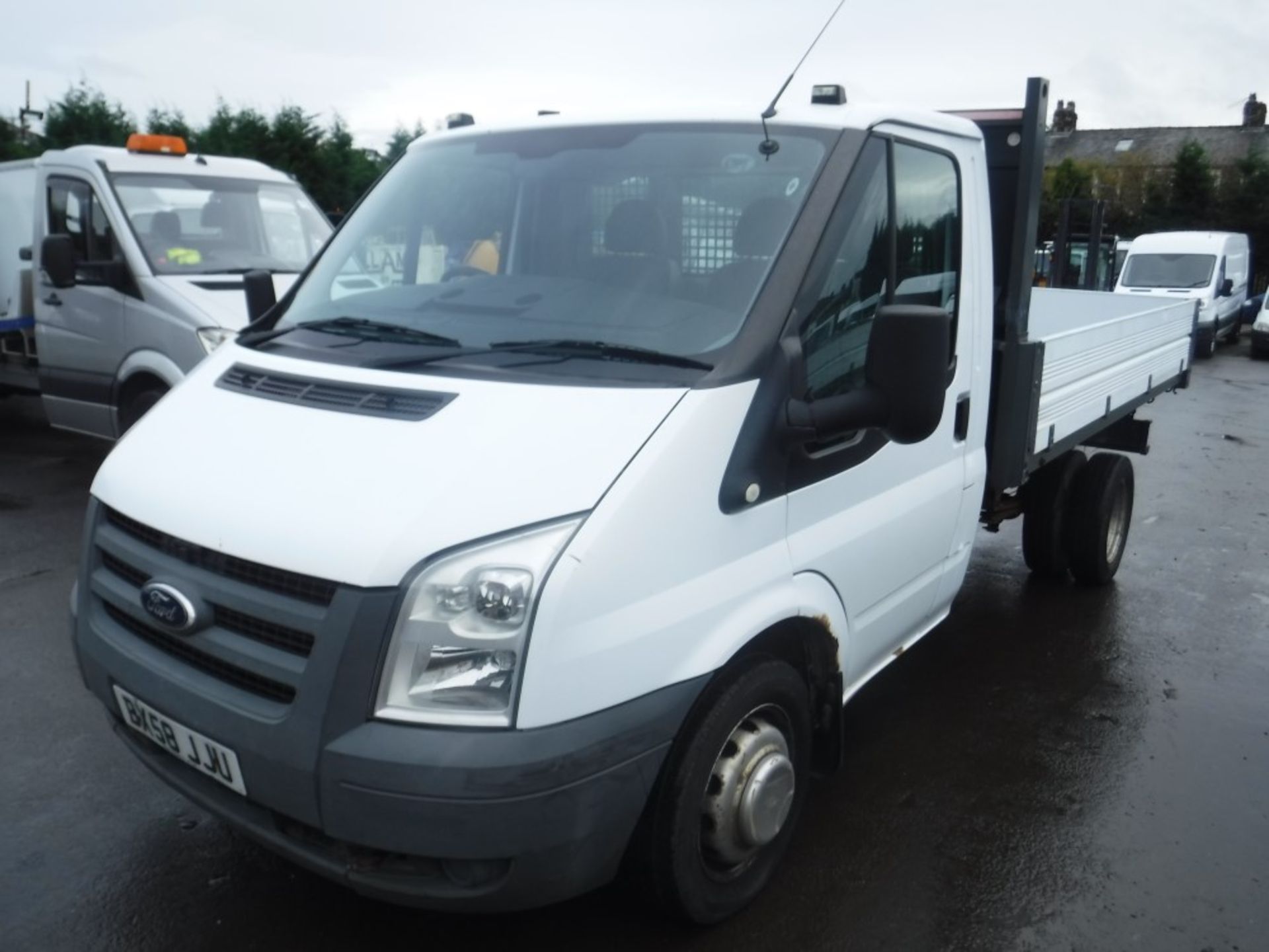 58 reg FORD TRANSIT 100 T350M RWD TIPPER, 1ST REG 01/09, 103104M WARRANTED, V5 HERE, 1 OWNER FROM - Image 2 of 5