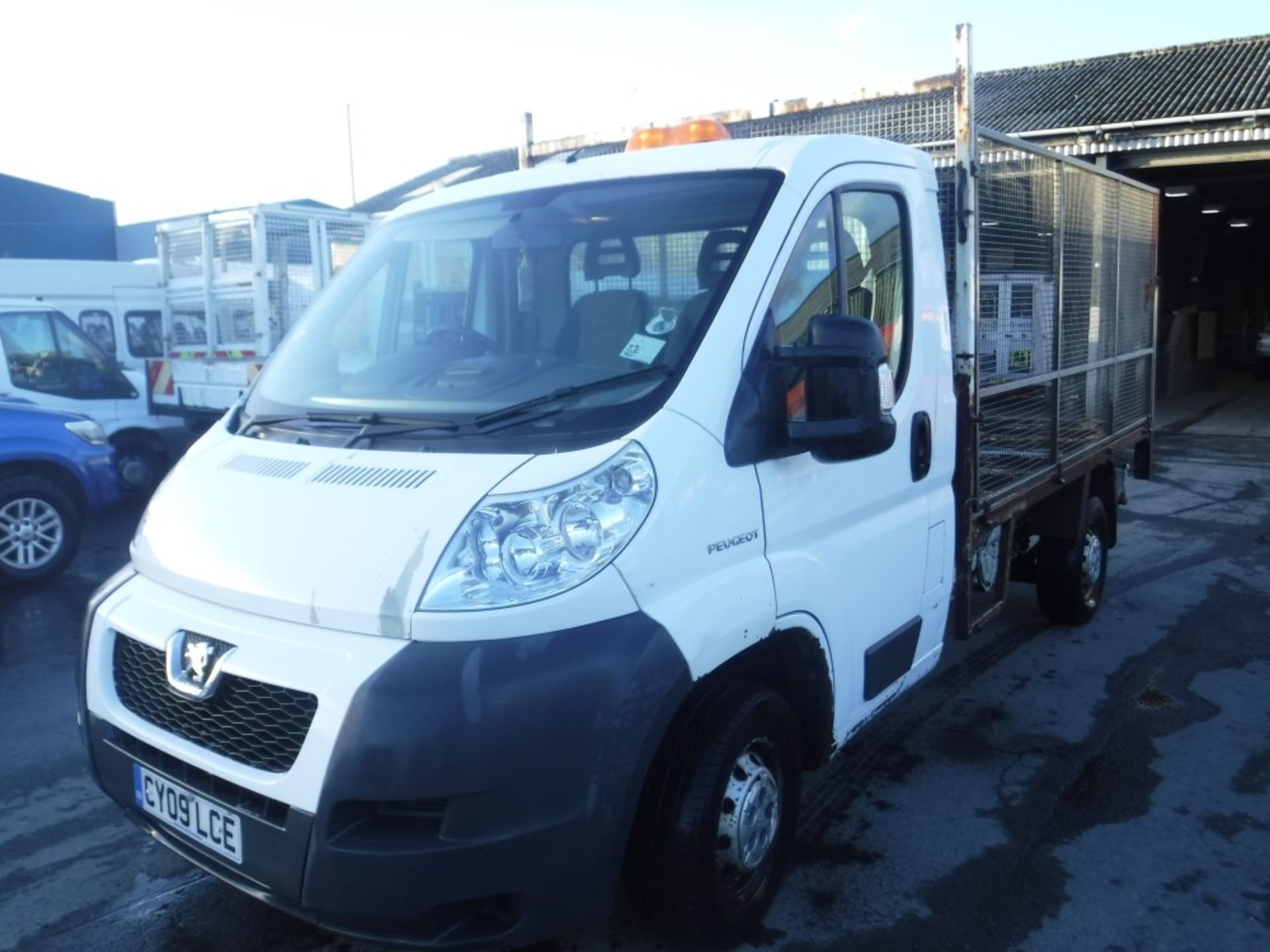 09 reg PEUGEOT BOXER 335 MWB DROPSIDE (DIRECT COUNCIL) 1ST REG 08/09, TEST 07/19, 125468M WARRANTED, - Bild 2 aus 5