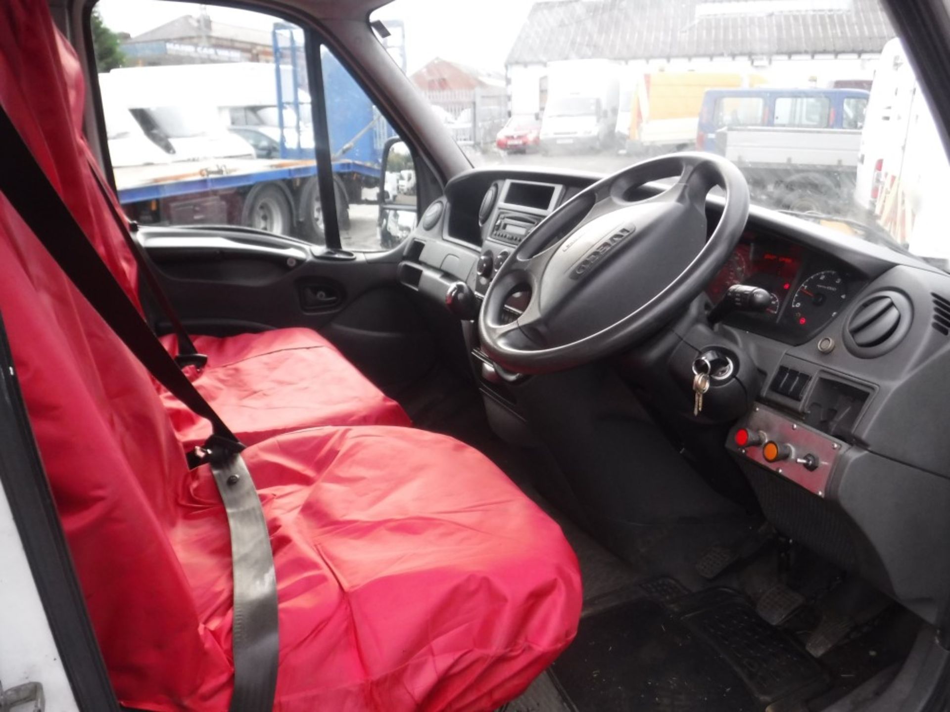 12 reg IVECO DAILY 35C11 MWB CAGED TIPPER, 1ST REG 04/12, TEST 04/19, 102241M, V5 HERE, 1 FORMER - Image 5 of 5