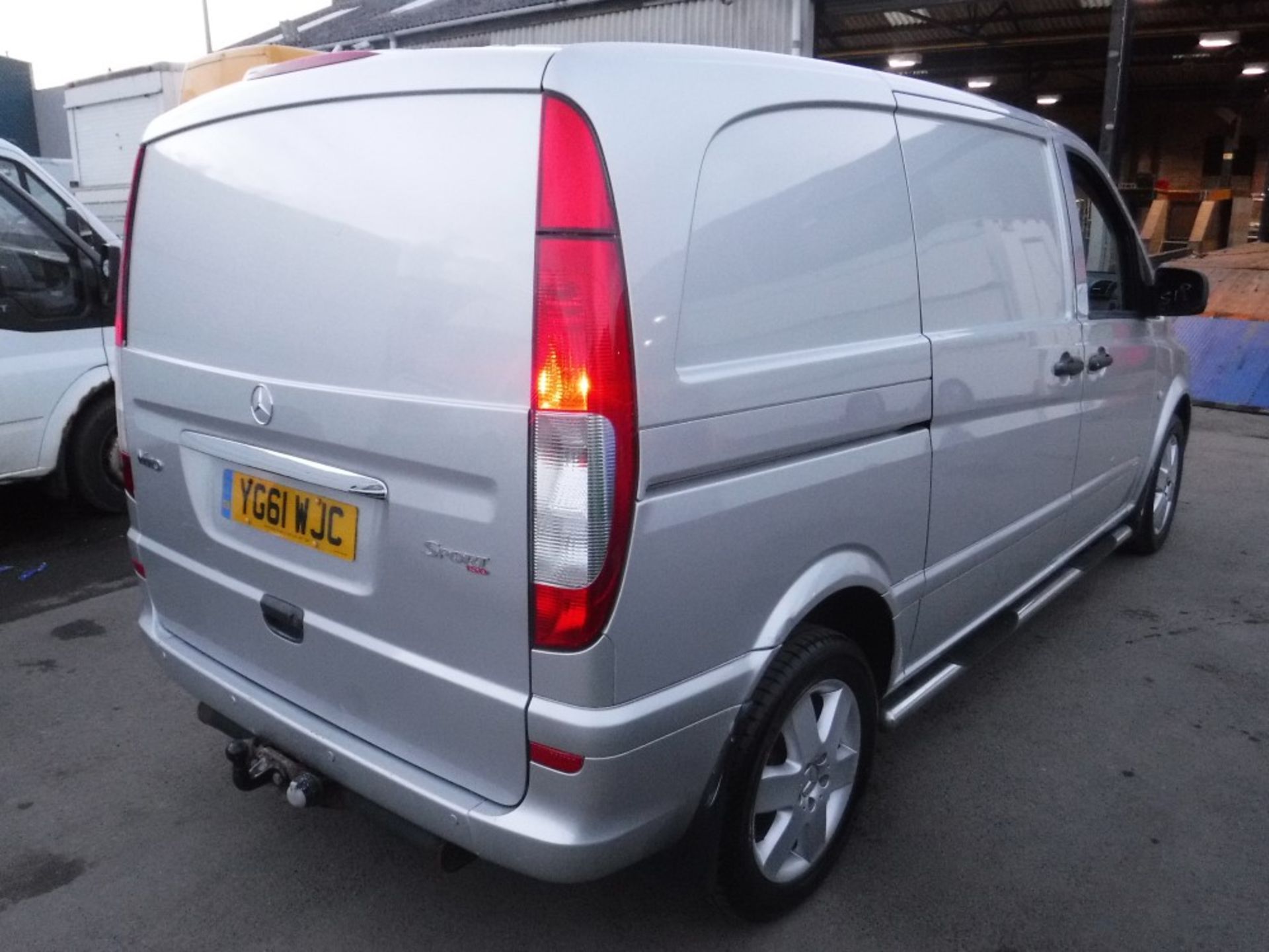 61 reg MERCEDES VITO 115 CDI COMPACT SPORT VAN, 1ST REG 09/11, TEST 09/19, 102162M WARRANTED, V5 - Bild 4 aus 6