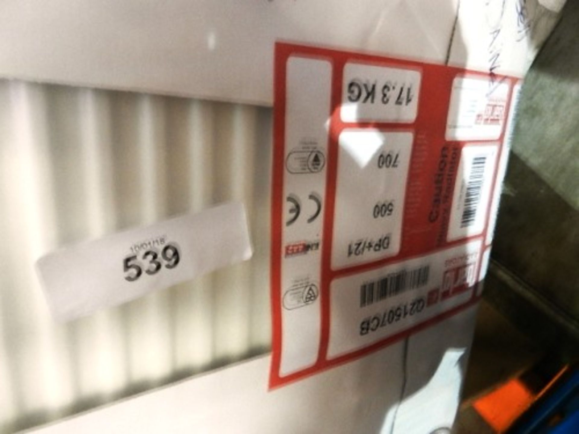 A Barlo 500 x 700 radiator, ref: Q21507CB - Sealed new (bay 36)