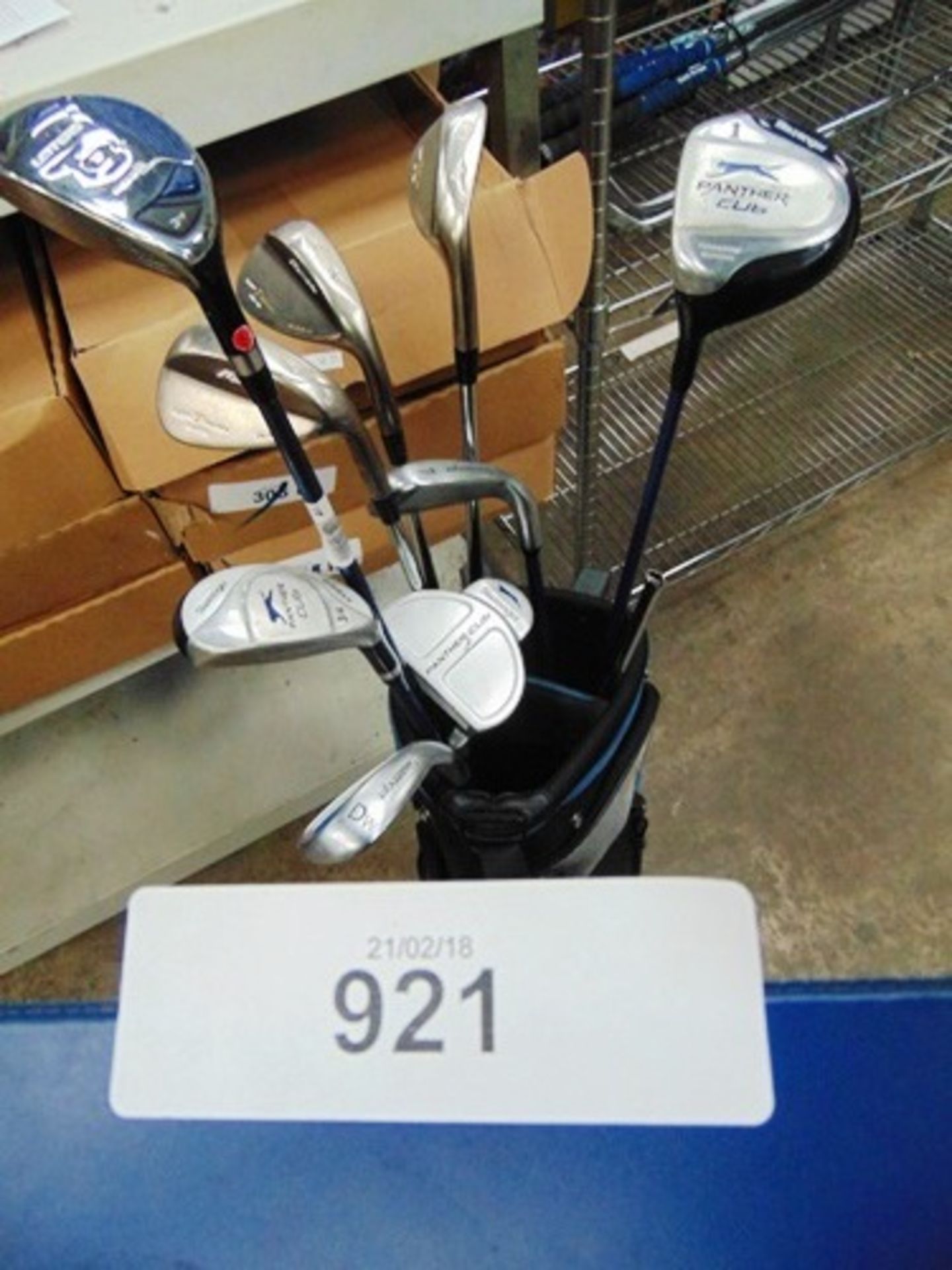A selection of second-hand golf clubs including 3 x Mizuno MP T - Series irons (ESB23)