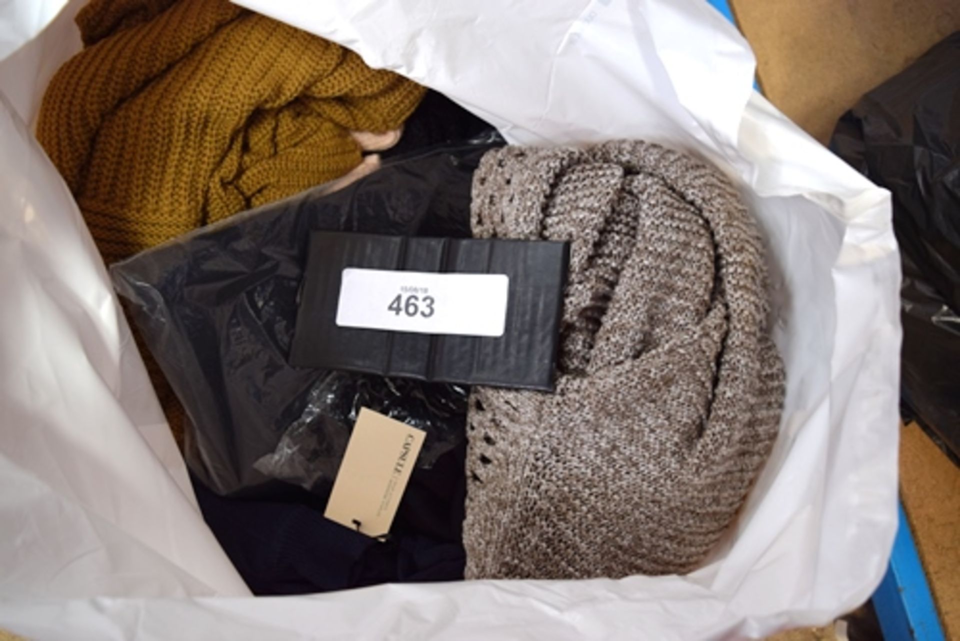 A selection of ladies knitwear including Brave Soul and Boohoo - New (ESB14)