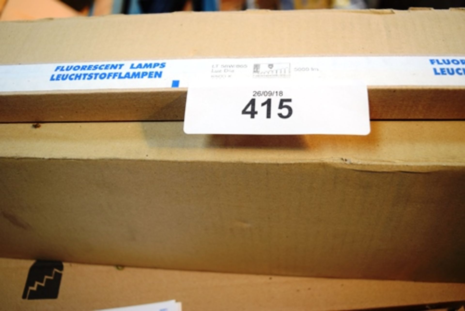 A box of 25 x LT58W/865 luz dia 5006LM fluorescent tubes (Floor)