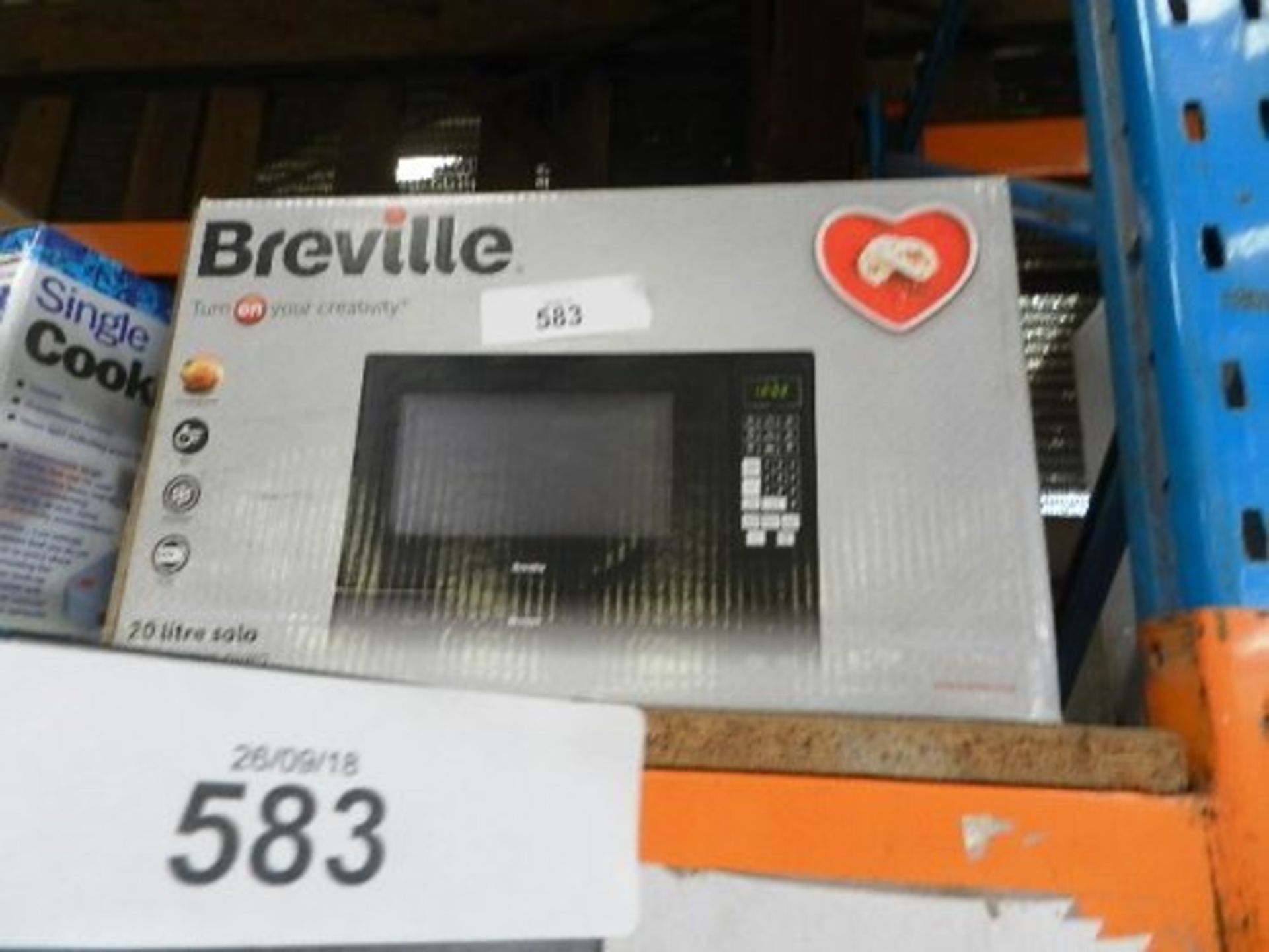 A Breville 20ltr Solo microwave oven - New (Bay9)