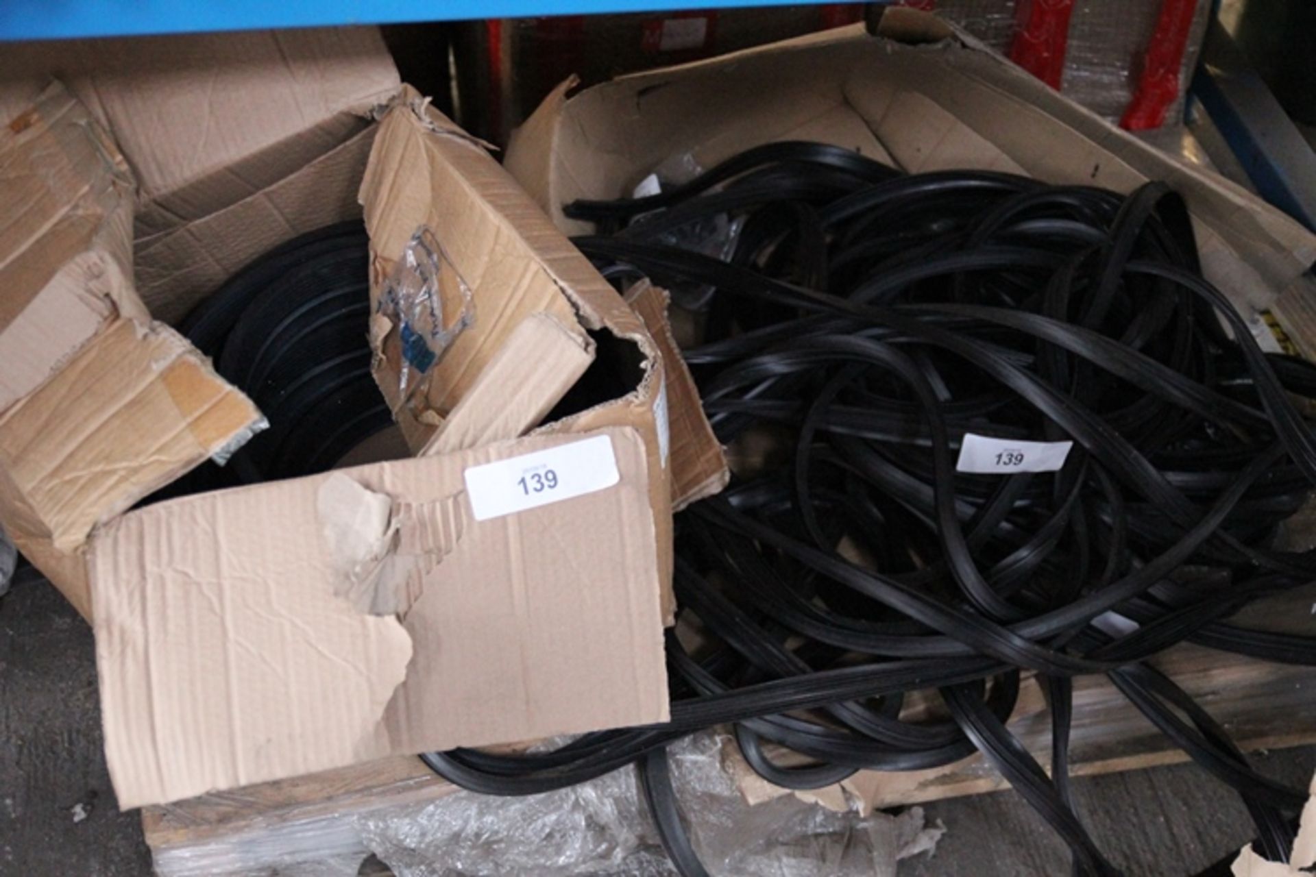 A quantity of assorted gaskets (BR2)