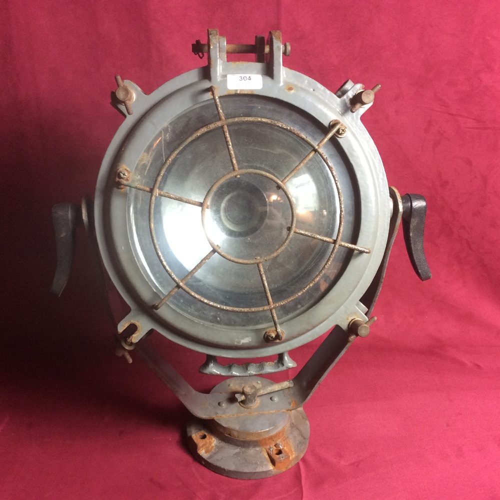 A large Naval ship's search light, 34cm diameter - Image 2 of 3