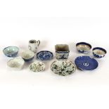 A mixed lot containing various Chinese, Japanese and English 19th Century and later porcelain, (11)