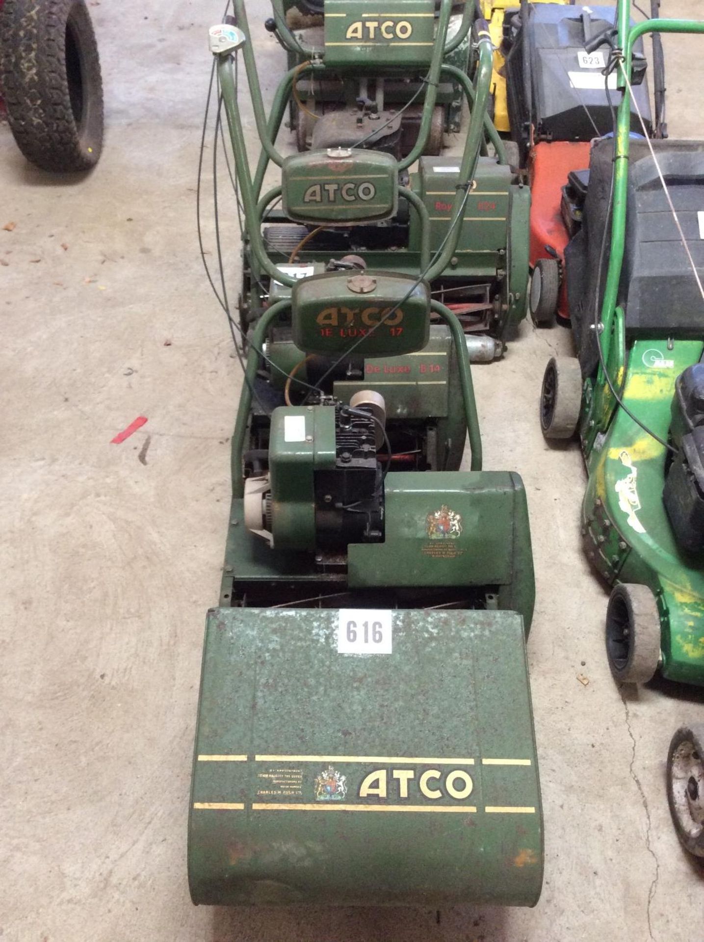 Atco Duluxe 17 17" cylinder mower.