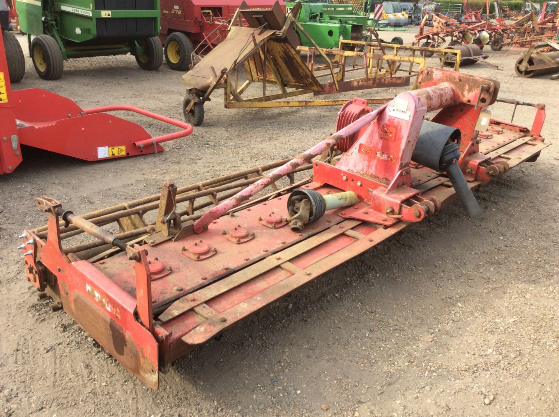 Rotomec 4m power harrow with crumbler. - Image 2 of 4