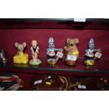 Five various Wade collectable figures with origina