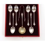 A cased set of six late Victorian silver teaspoons