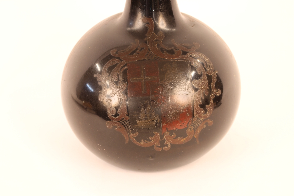 An 18th Century glass bottle, of large size, decorated with a Naval engagement and portrait - Image 5 of 10