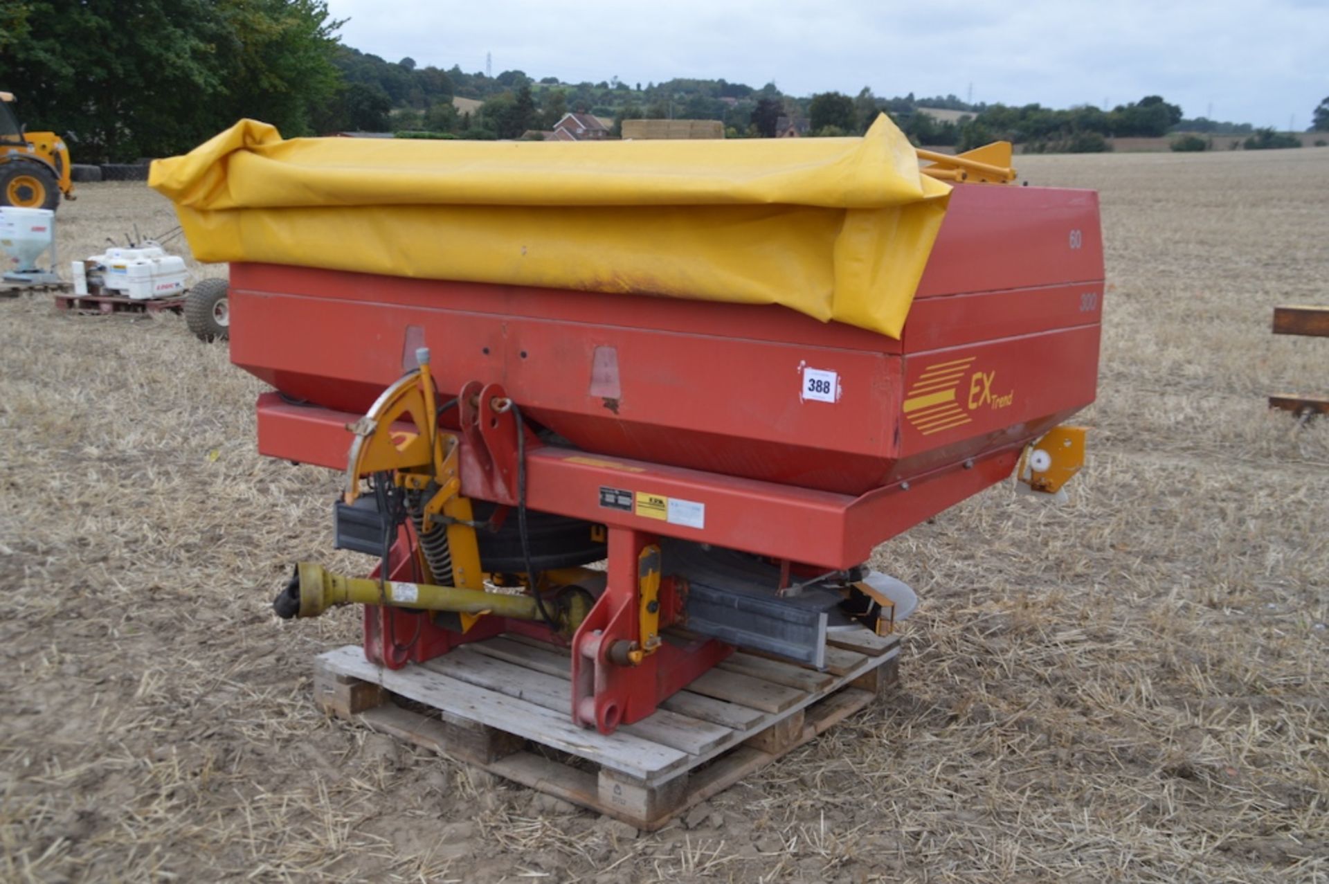 Boqballe EXT 24m twin disc fertiliser spreader. 2003. Serial number 4433.