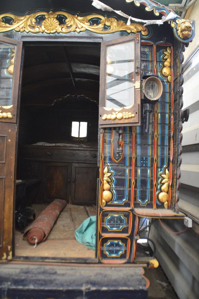 A Gypsy wagon ledge van. Fine example with angel lamp. Comes with shafts, with unique off set door, - Image 8 of 14