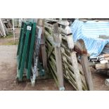 2x green gates, each approx. 176cm x 120cm and fur