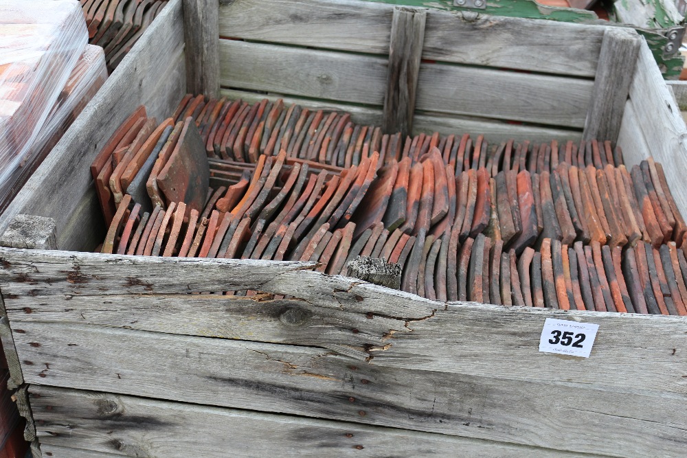 A large quantity of re-claimed peg tiles, in box - Image 2 of 3