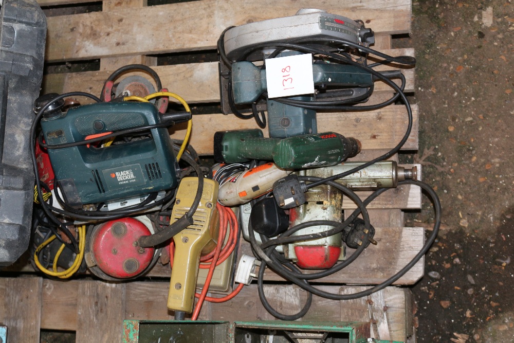 A quantity of hand tools including a jig saw, sand - Image 2 of 2