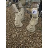 4x pre-cast garden ornaments in the shape of heads
