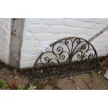 A decorative iron arch, approx. 48cm