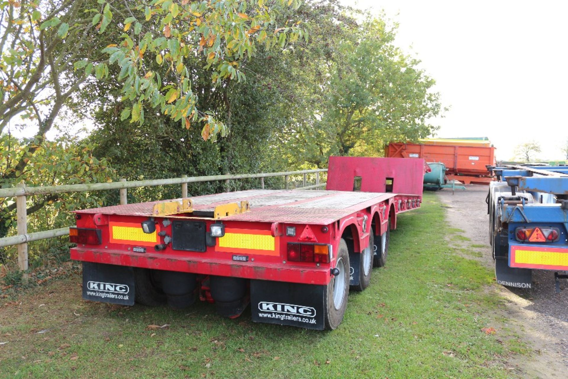 King folding neck tri-axle low loader. 1991. With - Image 4 of 5