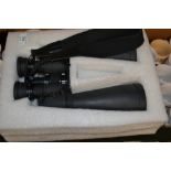 A pair of Observer giant zoom binoculars with trip