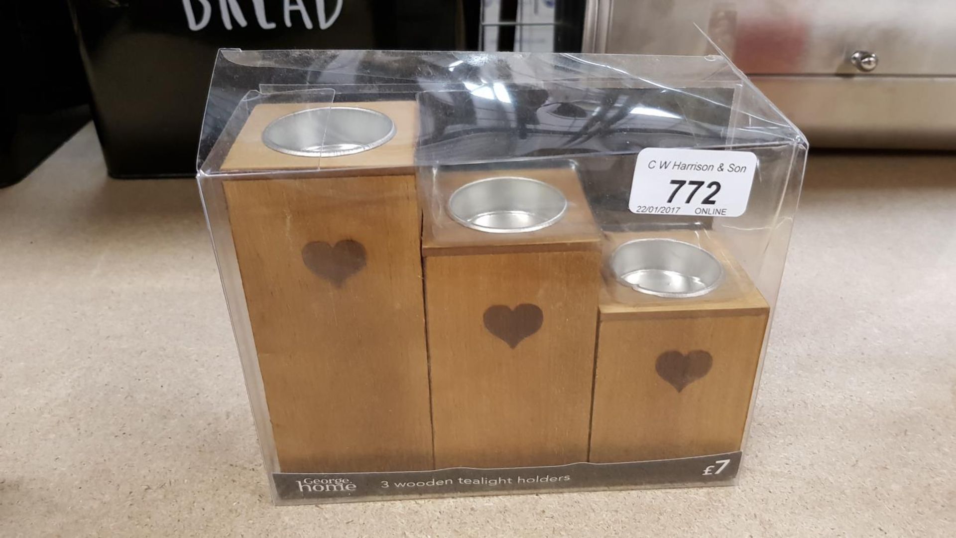 (3x) Wooden Heart Tealight Holders