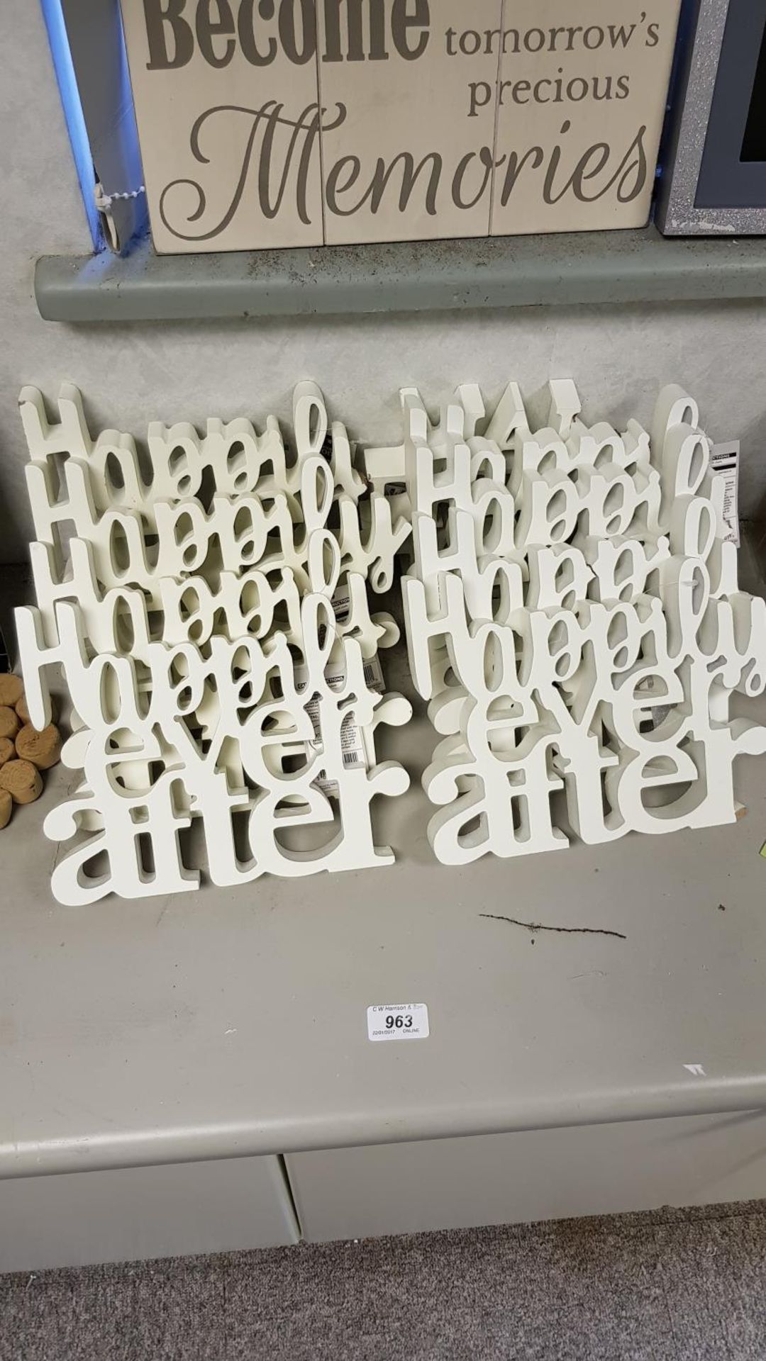 (8x) ‘Happy Ever After’ wooden display
