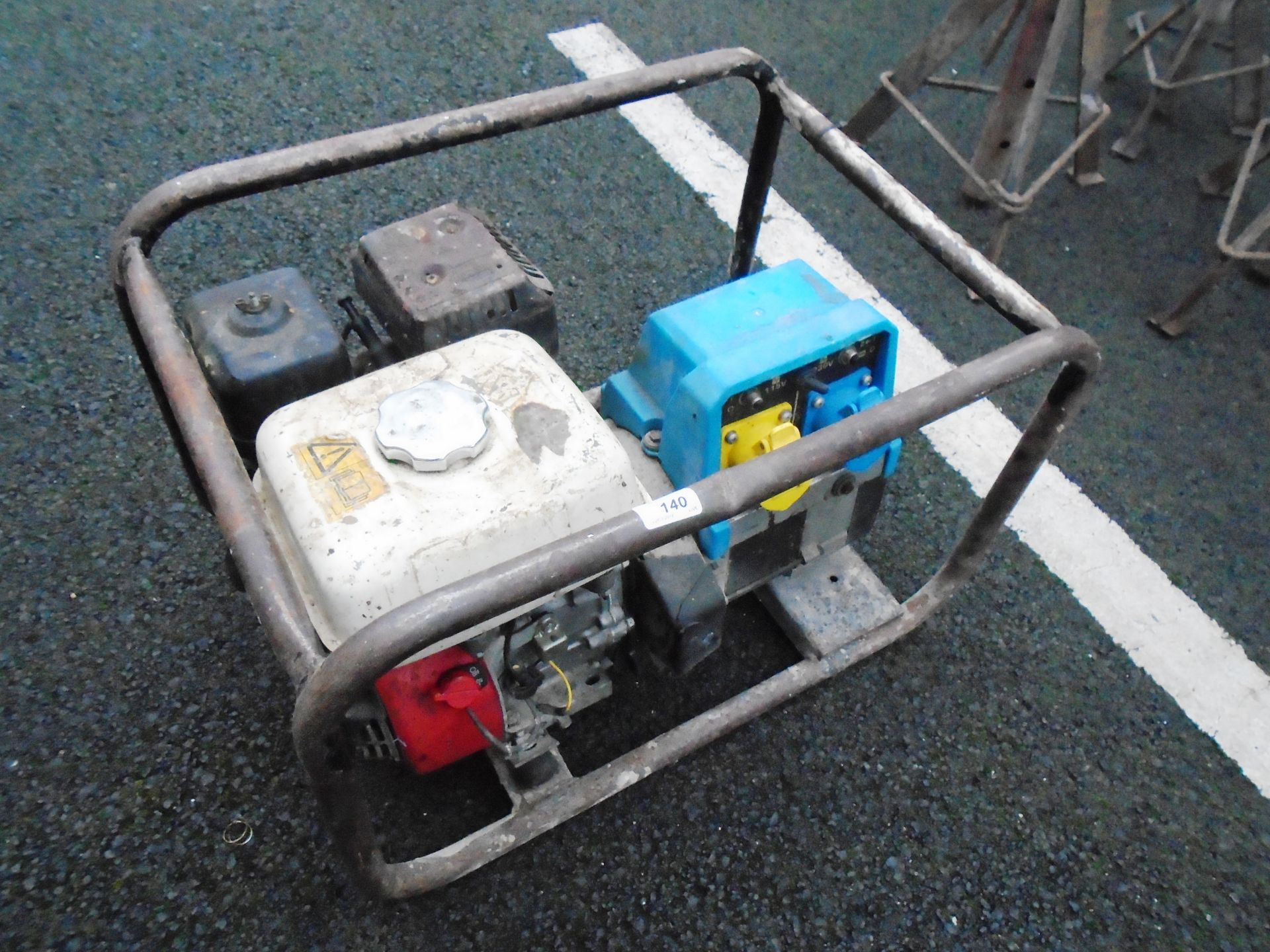 An unbadged petrol generator.