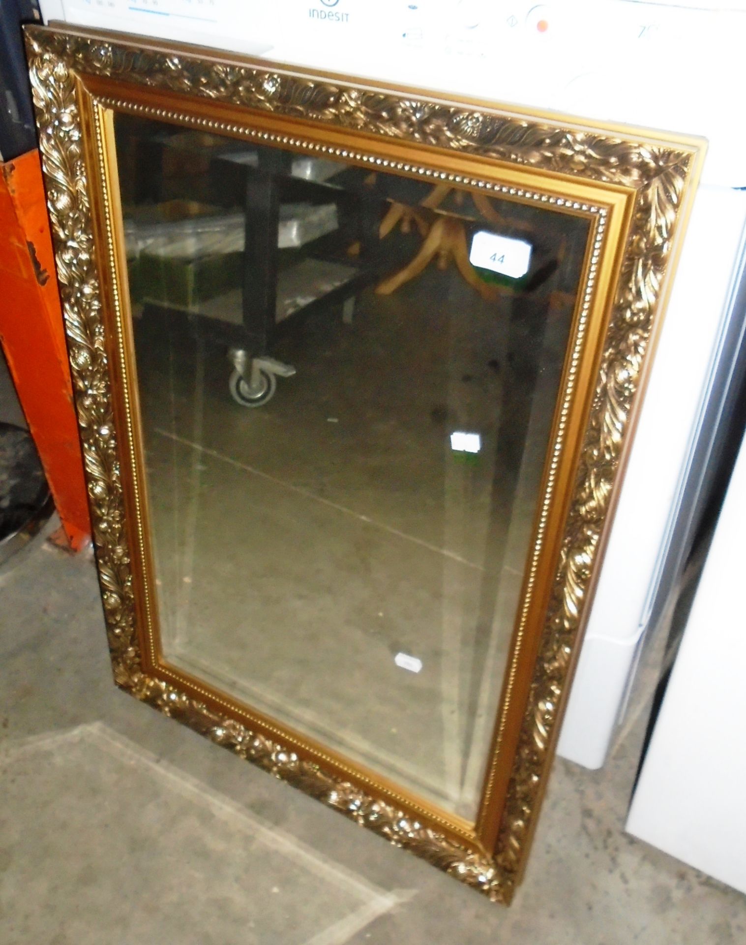 A gilt frame mirror 54 x 76cm