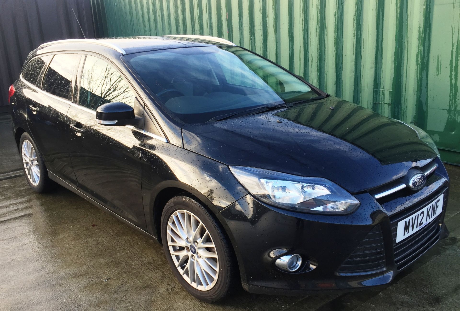 FORD FOCUS ZETEC 125 1- ESTATE - petrol - black Reg No MV12 KNF Rec Mil 28,334+ 1st Reg 28.03. - Image 7 of 8