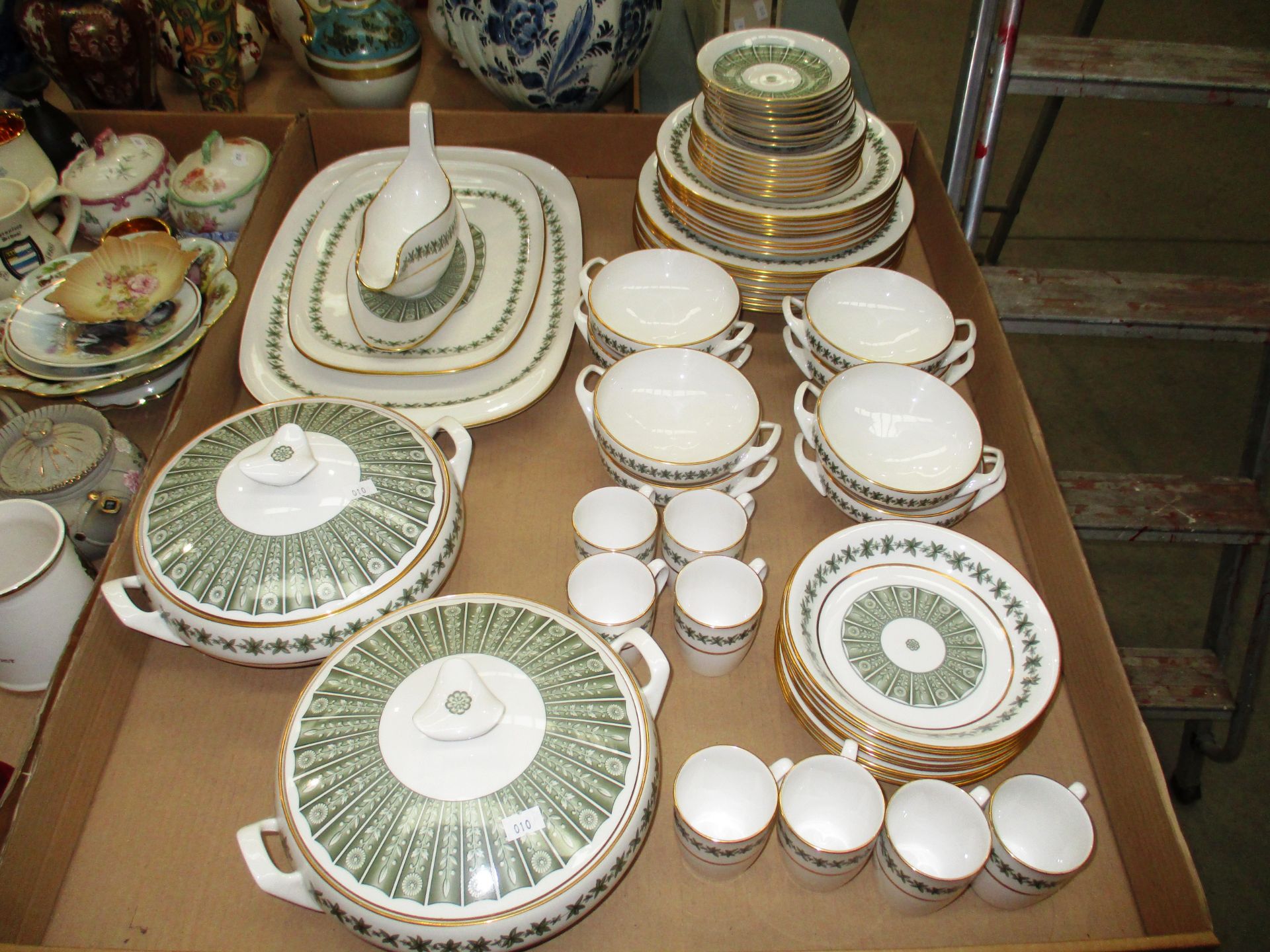 60 x piece Spode "Provence" dinner service [#Y7843]