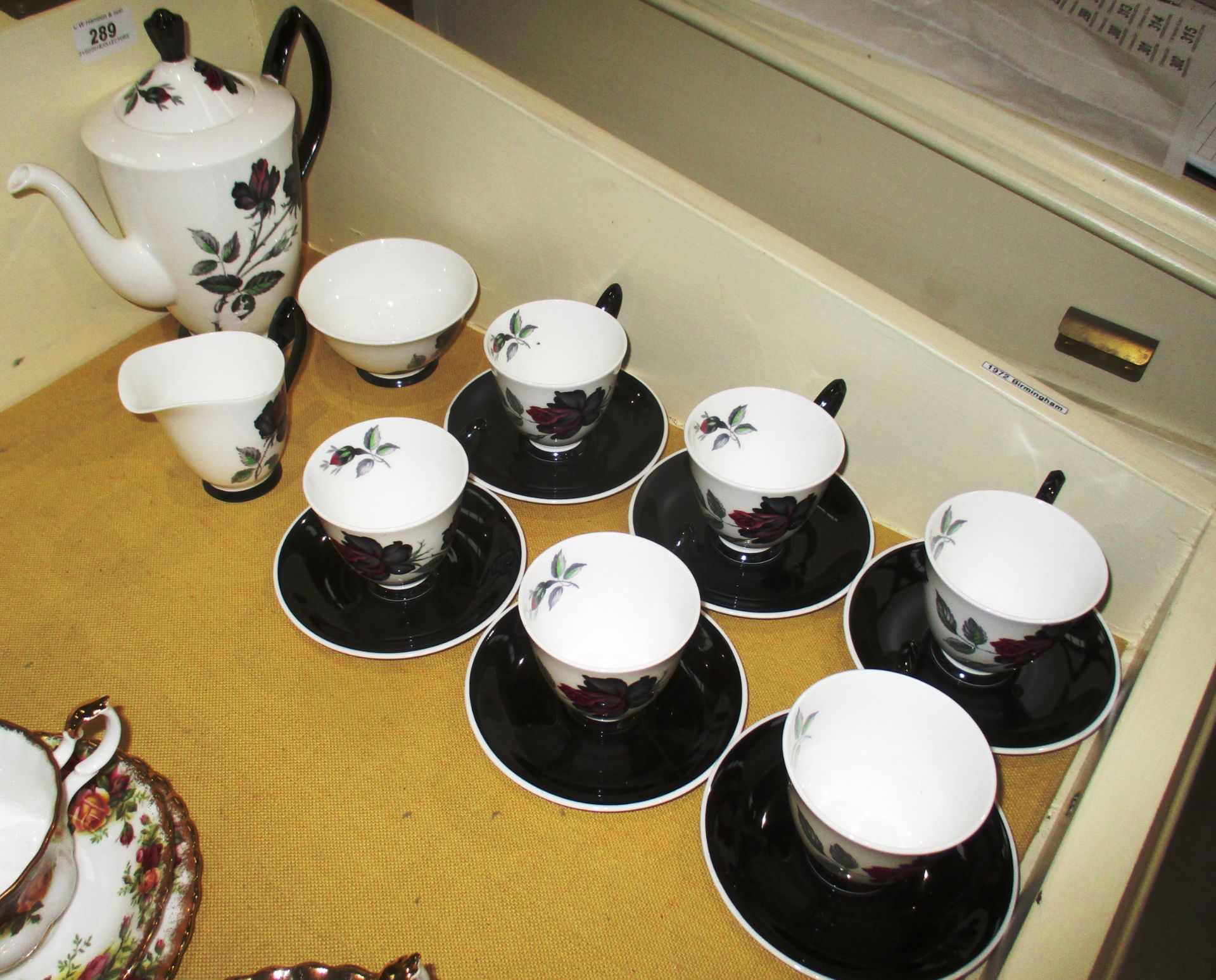 15 x piece Royal Albert "Masquerade" patterned tea set