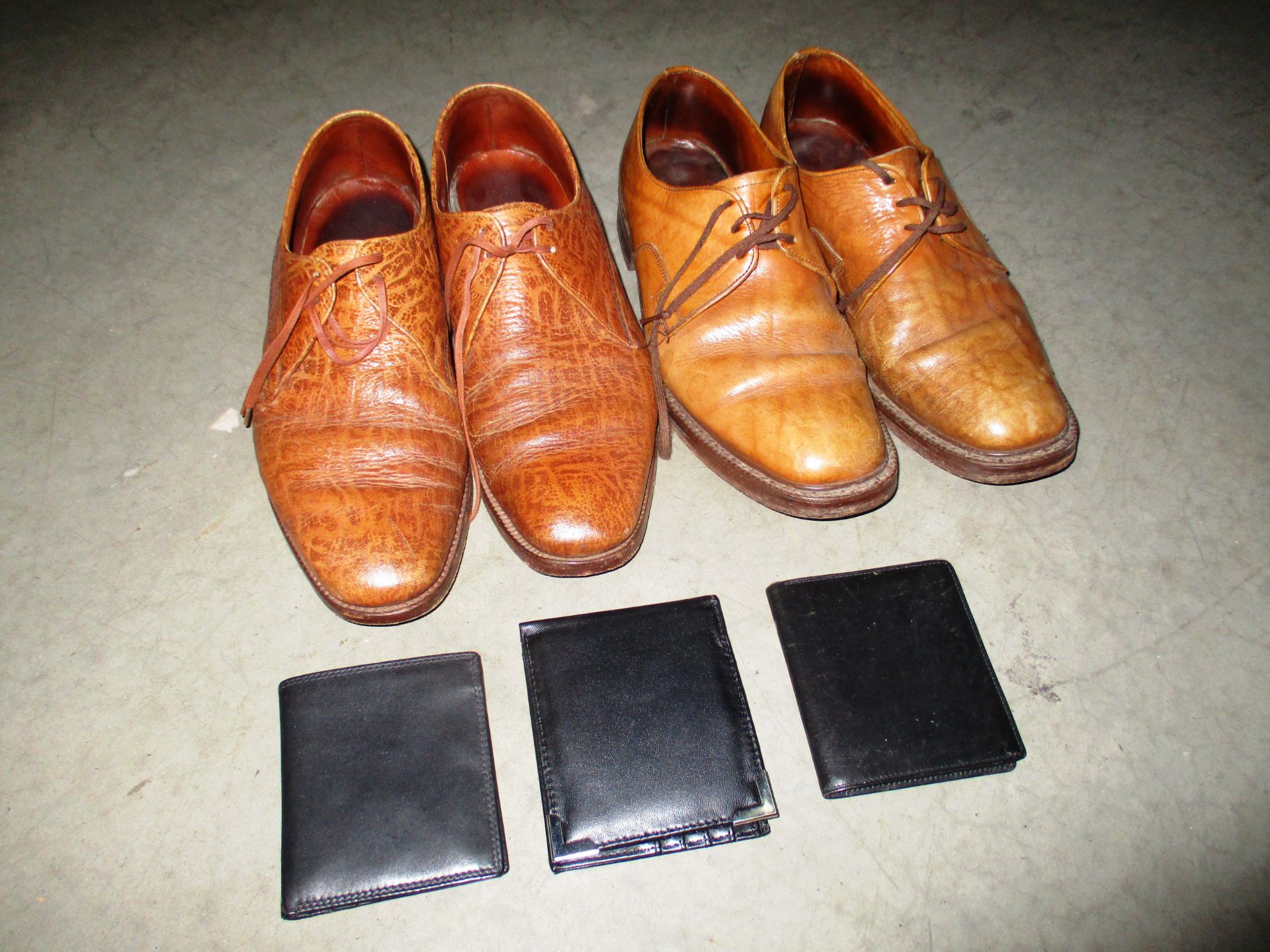 Tow pairs of men's brown leather shoes by Grenson and Mister Sargent size 8 and 3 black leather