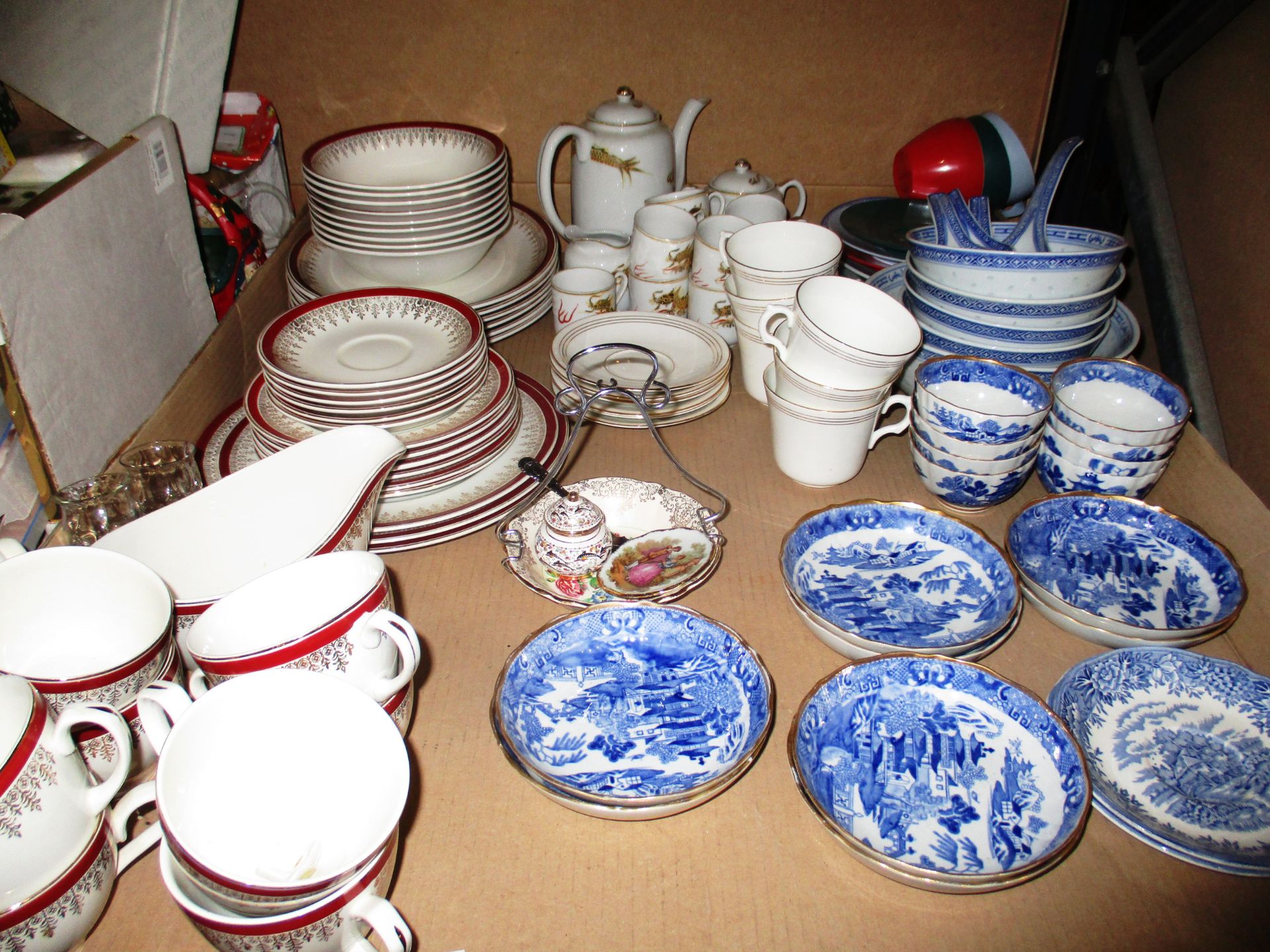 39 x piece Myott "Royalty" tea service, quantity of blue and white china,
