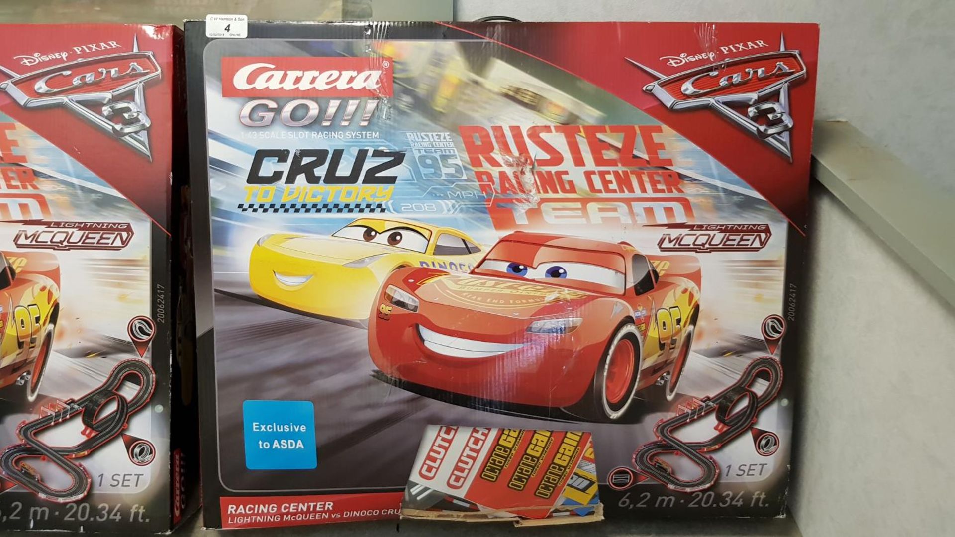 Carrera GO!!! Cruz To Victory Lightning McQueen Slot Racing System