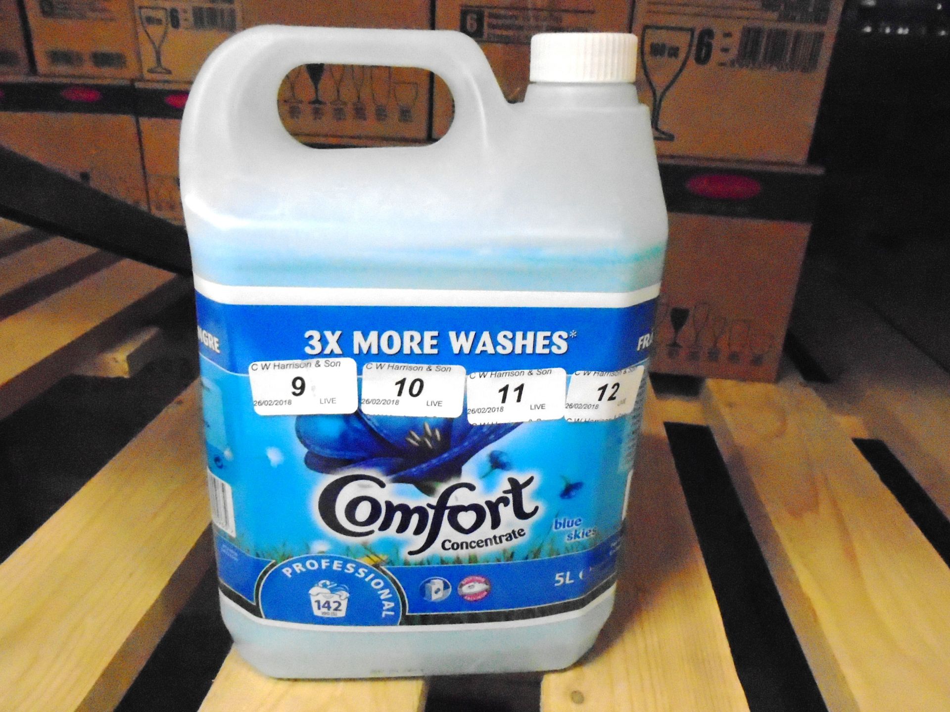 10 x 5 litre tubs of Comfort concentrate blue skies fabric conditioner