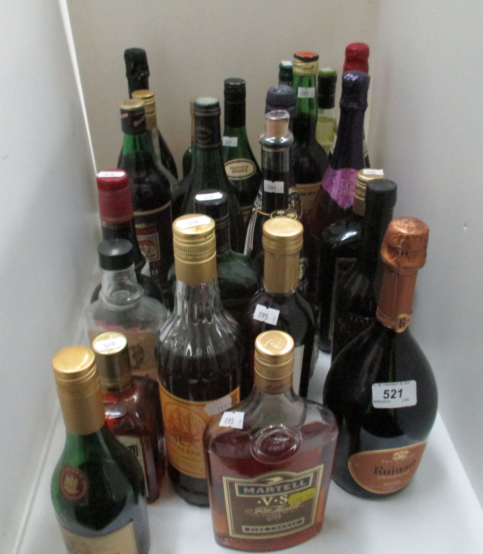 27 x full and part bottles of wines, spirits and liquers - part bottle Martell VS fine cognac,