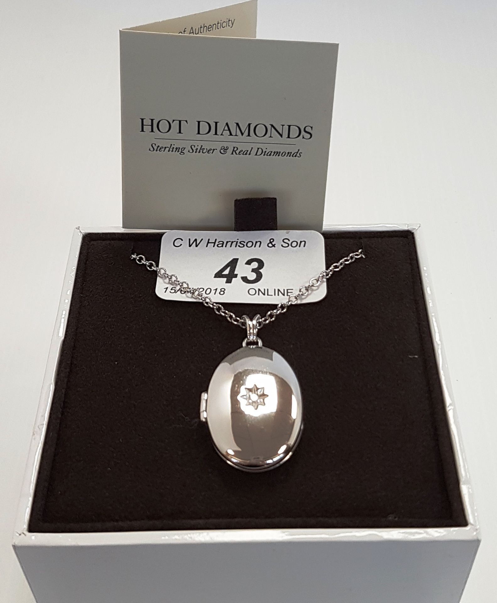 Hot Diamonds sterling silver necklace and locket pendant with diamond RRP £100 (boxed)