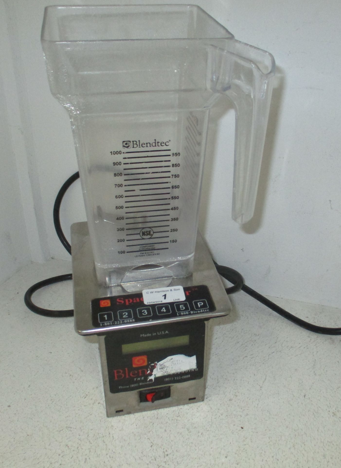 A Blendtec space saver 1-800 blender - 240v